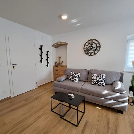 Apartman Tea Mali Lošinj Esterno foto