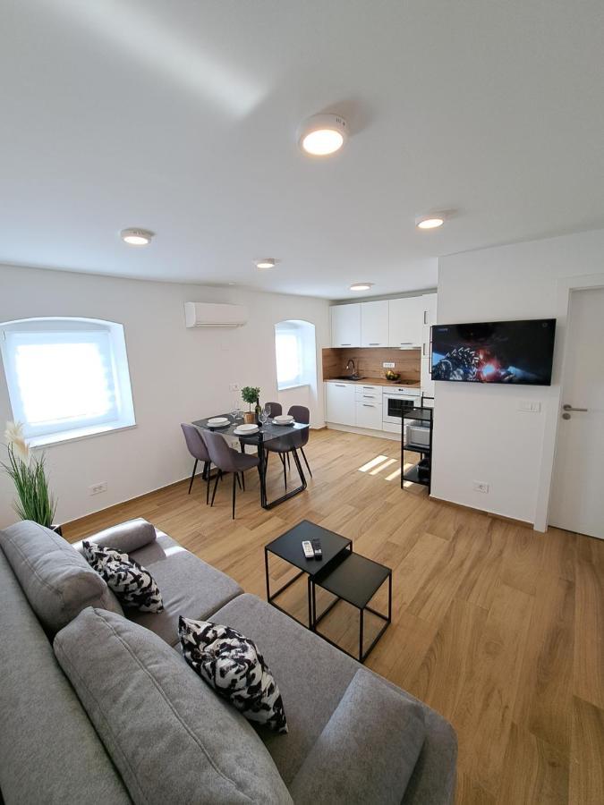 Apartman Tea Mali Lošinj Esterno foto
