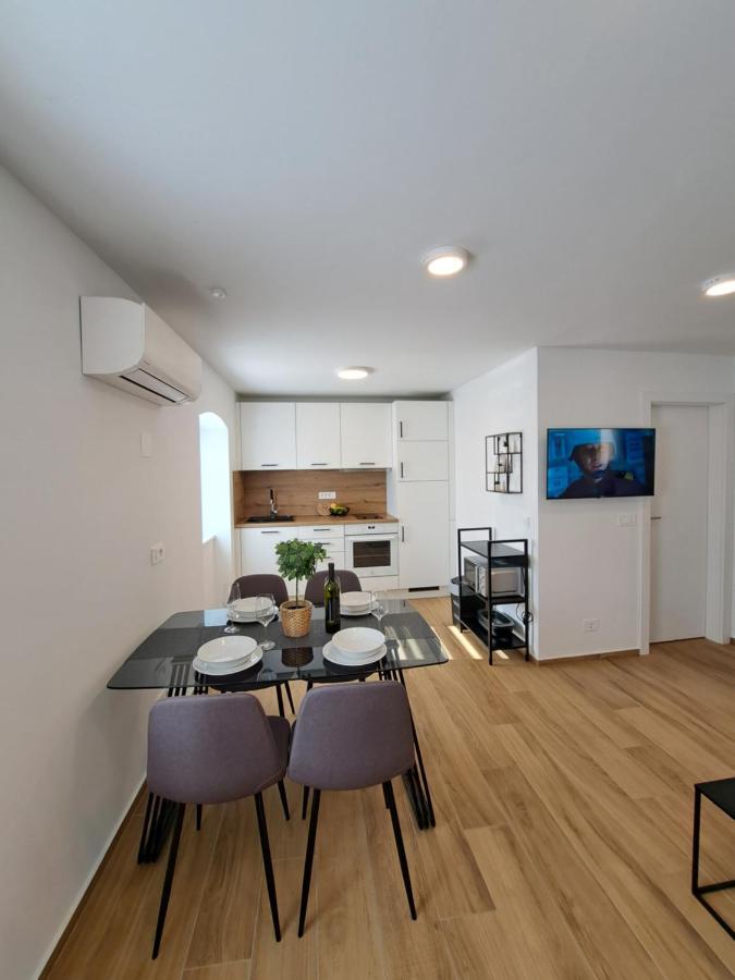 Apartman Tea Mali Lošinj Esterno foto